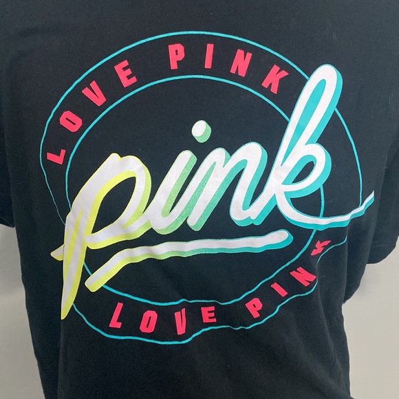 Pink VS Black Tshirt with Fun Back Design - Picture 2 of 6